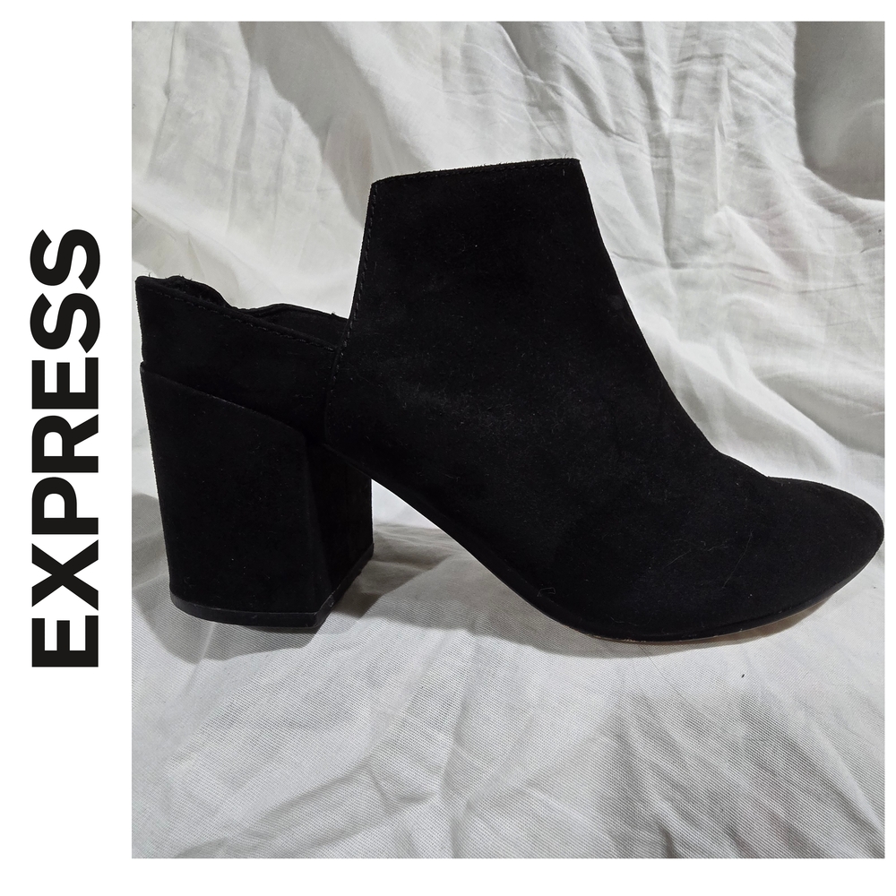 Express Women's Black Ankle Boots